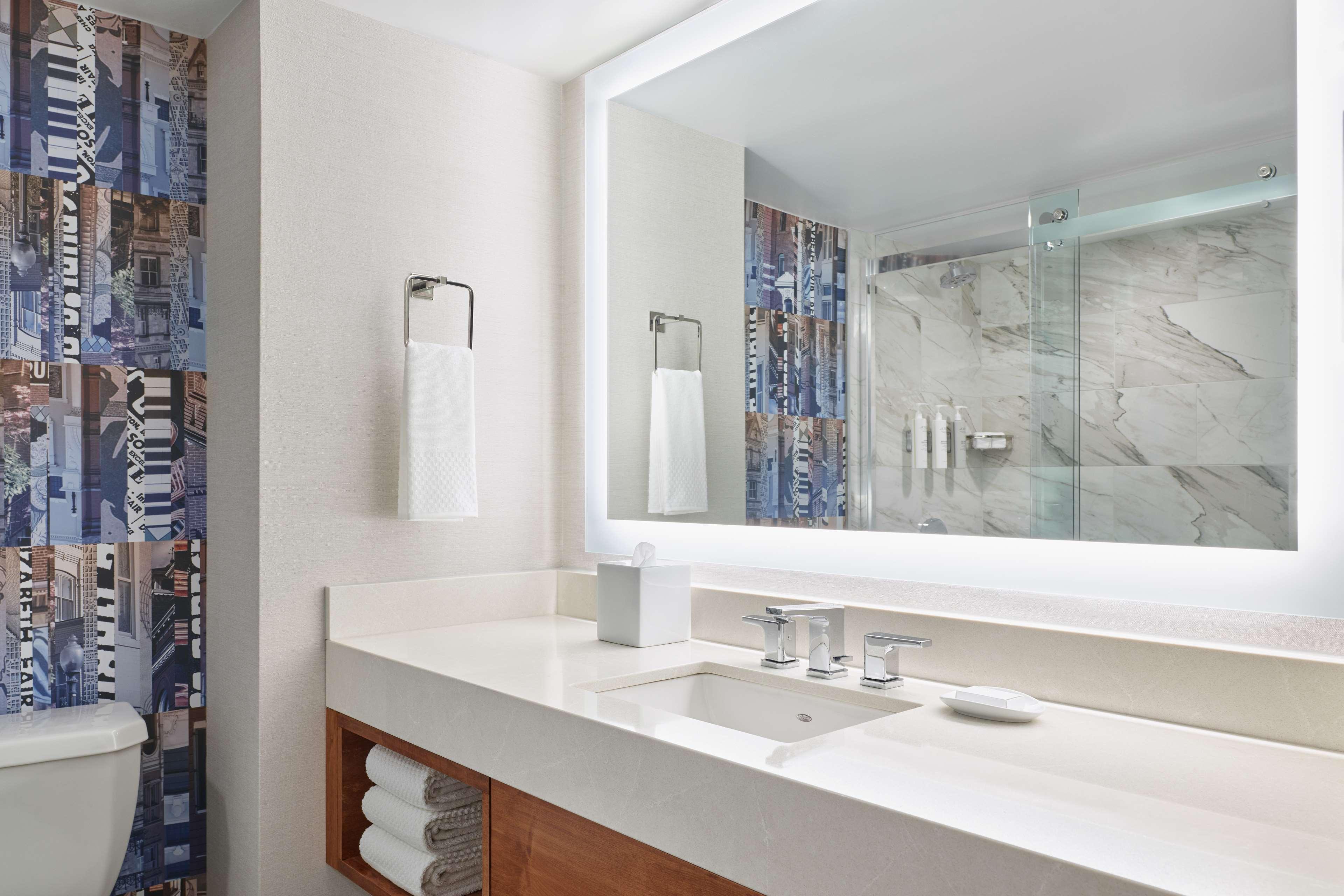 Embassy Suites By Hilton Washington Dc Convention Center Εξωτερικό φωτογραφία