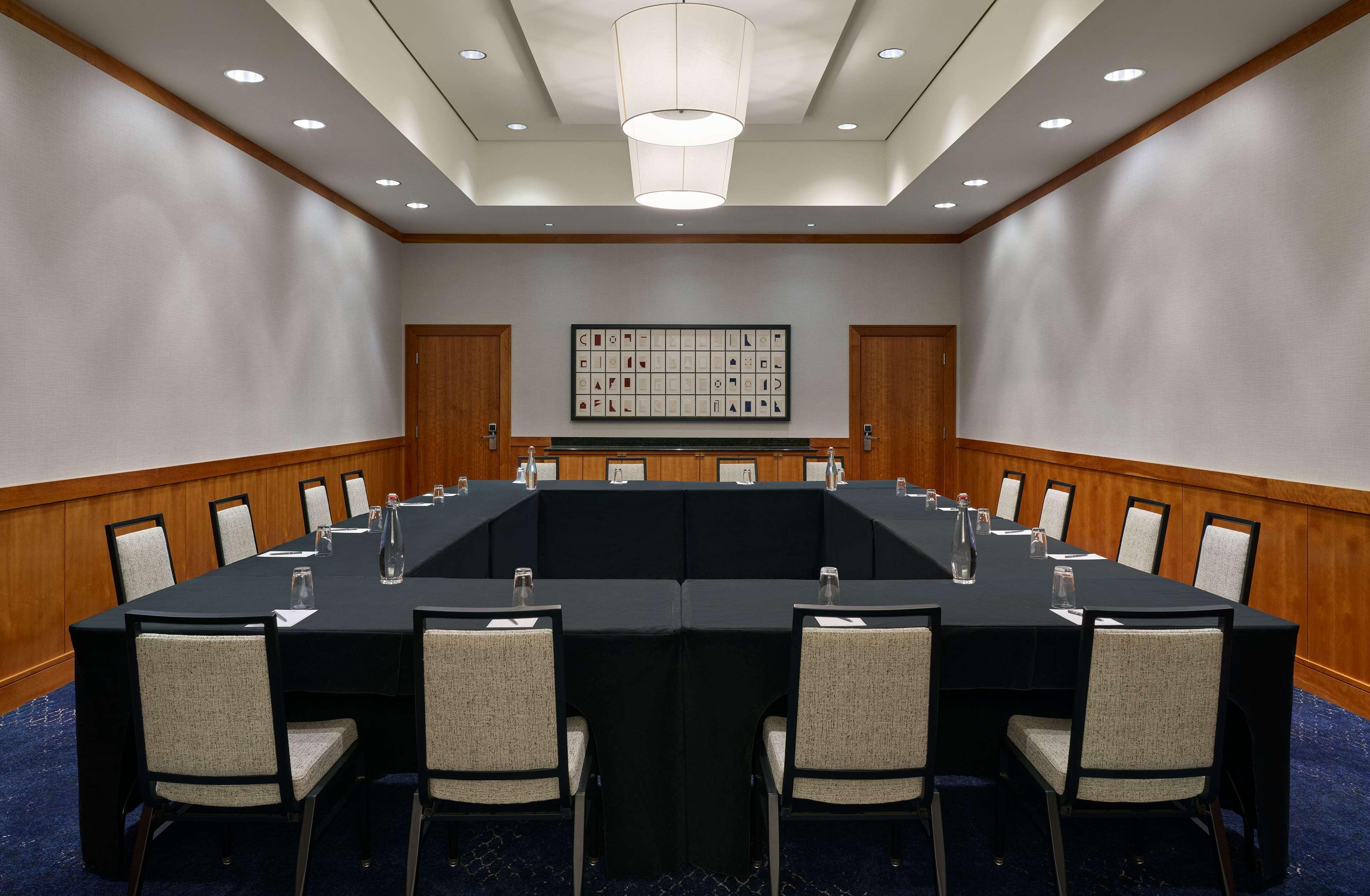 Embassy Suites By Hilton Washington Dc Convention Center Εξωτερικό φωτογραφία